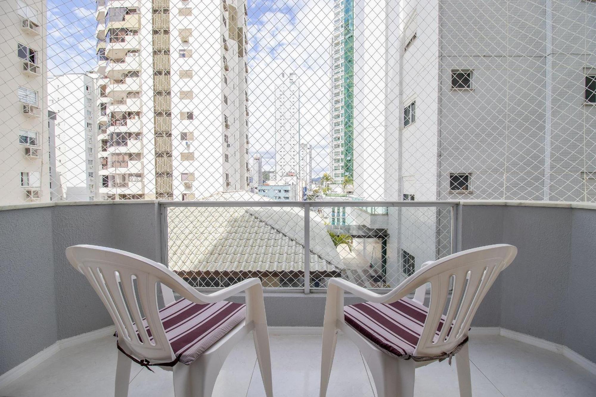 Mag54 - Quadra-mar, Passeio San Miguel, 1 Dr * Balneário Camboriú